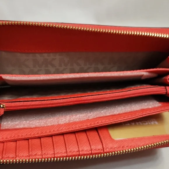 Michael Kors Jet Set Travel Continental Leather Coral Reef Wallet - Picture 6 of 10